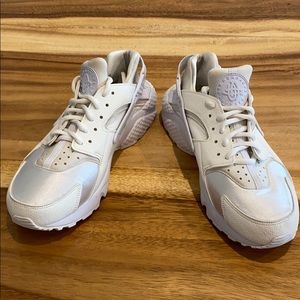 Air Huarache by Nike Air